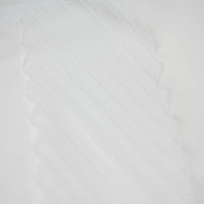 A pleated horsehair with 1/2 inch pleating running through, on diagonal to width.